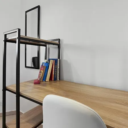 Appartement Moderne 1 A Frejus Apartment